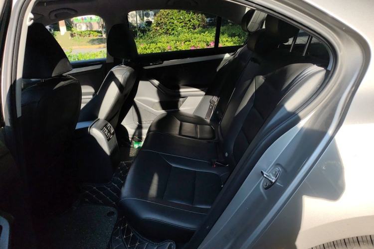 Used Volkswagen Sagitar 2017 1.6L Manual Comfort Model Left Rear Seat