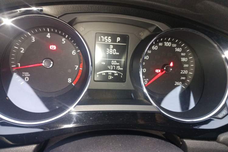 Used Volkswagen Sagitar 2017 1.6L Automatic Comfort Model Odometer Close Up
