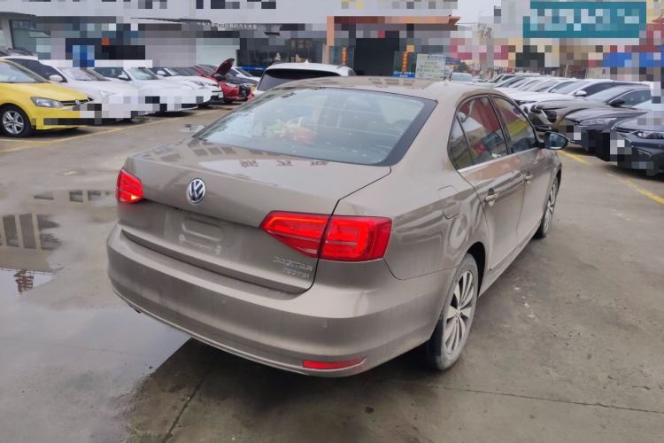 Used Volkswagen Sagitar 2017 230TSI Automatic Comfort Version Rear Right 45 Deg