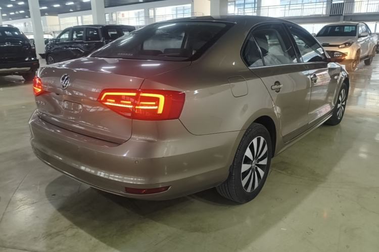 Used Volkswagen Sagitar 2017 230TSI Automatic Comfort Version Rear Right 45 Deg