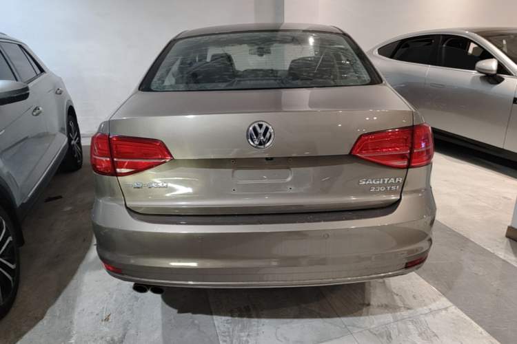 Used Volkswagen Sagitar 2017 230TSI Automatic Comfort Version Rear