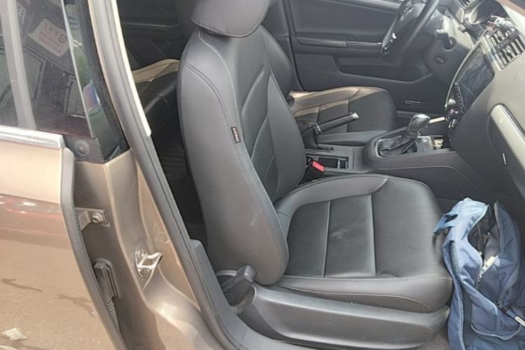 Used Volkswagen Sagitar 2017 1.6L Automatic Comfort Model Right Front Seat