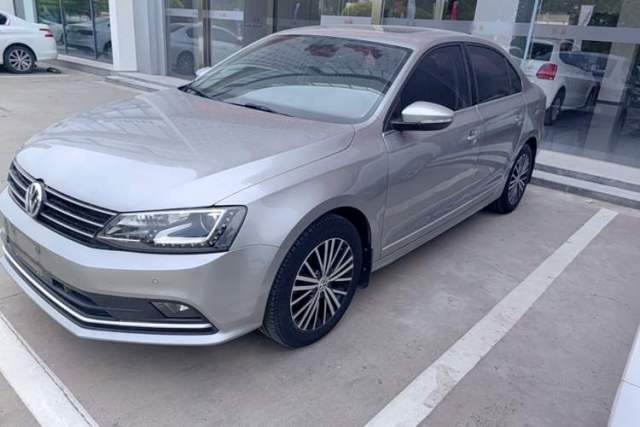 Used Volkswagen Sagitar 2017 230TSI Automatic Luxury Edition