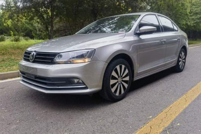 Used Volkswagen Sagitar 2017 1.6L Manual Comfort Model