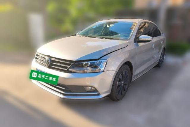 Used Volkswagen Sagitar 2017 230TSI Automatic Comfort Version