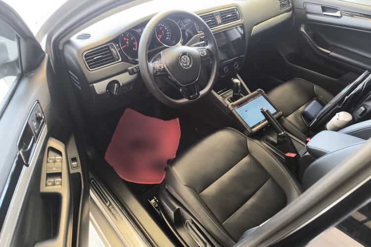 Used Volkswagen Sagitar 2017 1.6L Automatic Comfort Model Driver Seat