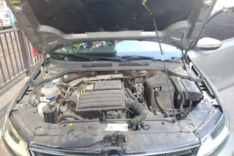 Used Volkswagen Sagitar 2017 1.6L Automatic Comfort Model Engine Bay