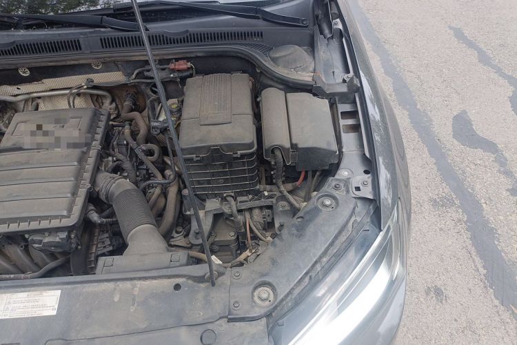 Used Volkswagen Sagitar 2017 1.6L Automatic Comfort Model Engine Bay Left