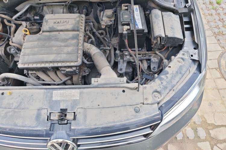 Used Volkswagen Sagitar 2017 1.6L Automatic Comfort Model Engine Bay Left