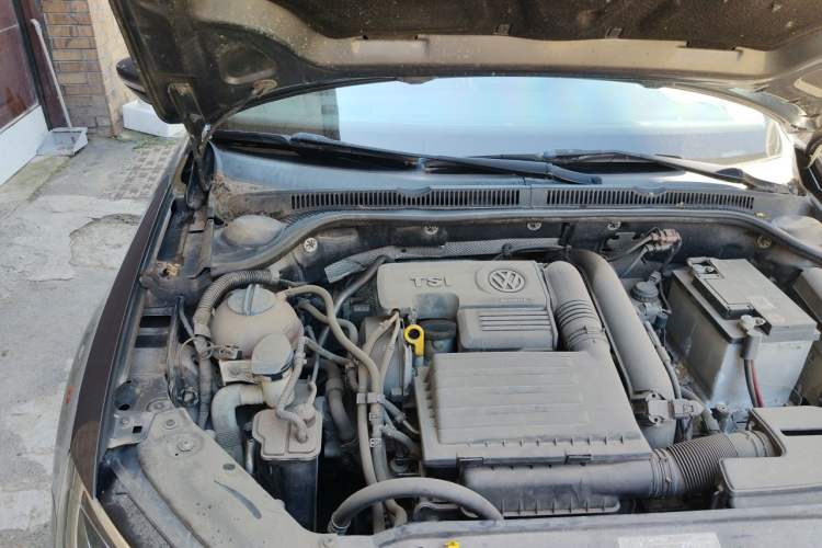 Used Volkswagen Sagitar 2017 230TSI Automatic Comfort Version Engine Bay Right