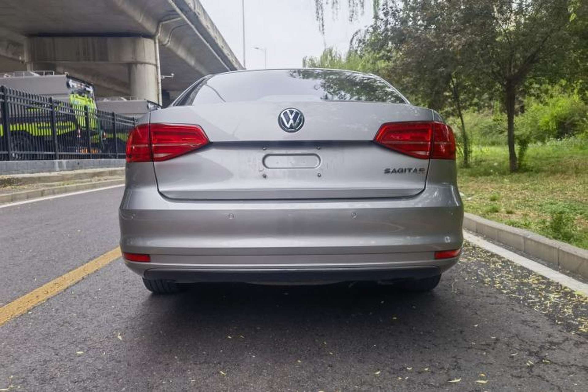Used Volkswagen Sagitar 2017 1.6L Manual Comfort Model Exterior 4