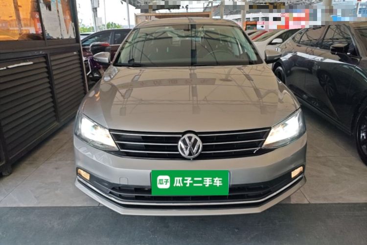 Used Volkswagen Sagitar 2017 180TSI Automatic Luxury Edition Front