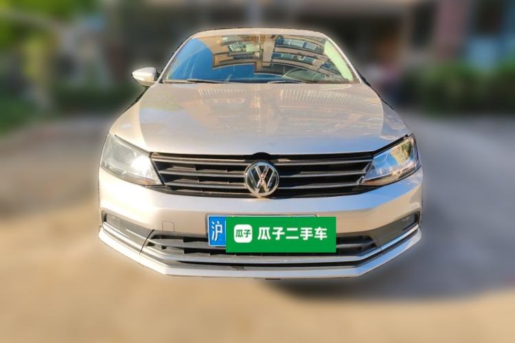 Used Volkswagen Sagitar 2017 230TSI Automatic Comfort Version Front