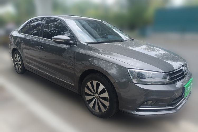 Used Volkswagen Sagitar 2017 1.6L Automatic Comfort Model Front Right 45 Deg