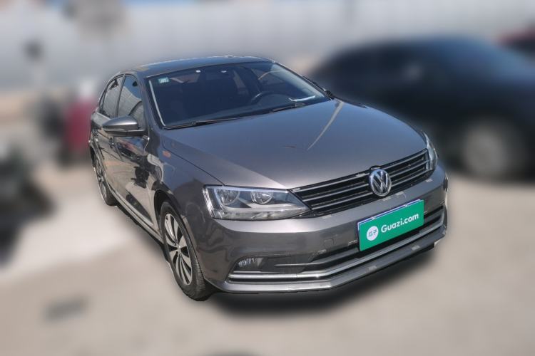 Used Volkswagen Sagitar 2017 1.6L Manual Comfort Model Front Right 45 Deg