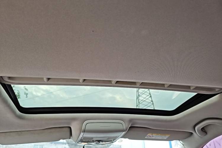 Used Volkswagen Sagitar 2017 1.6L Automatic Comfort Model Headliner
