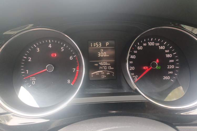 Used Volkswagen Sagitar 2017 1.6L Automatic Comfort Model Instrument Cluster