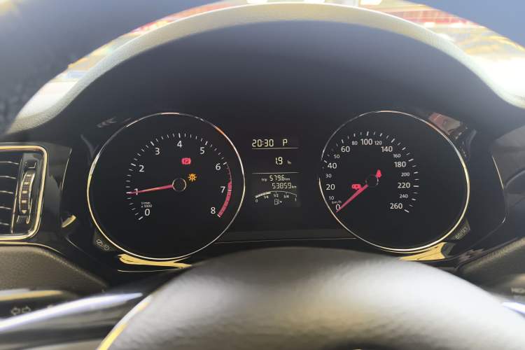 Used Volkswagen Sagitar 2017 1.6L Automatic Comfort Model Instrument Cluster
