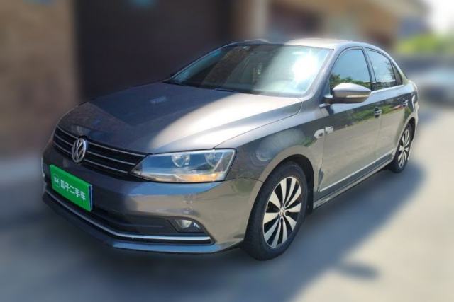 Used Volkswagen Sagitar 2017 230TSI Automatic Comfort Version