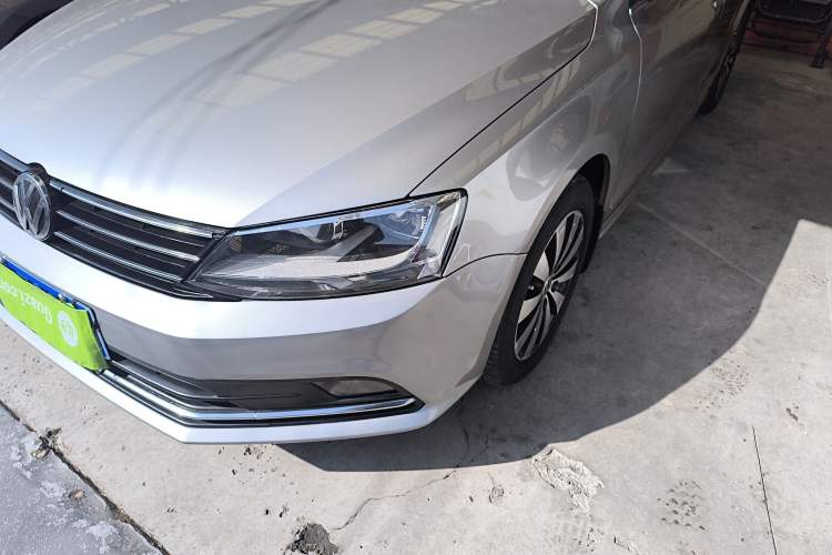 Used Volkswagen Sagitar 2017 1.6L Automatic Comfort Model Left Front Headlight