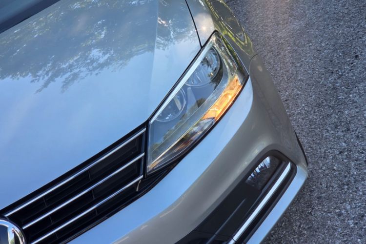Used Volkswagen Sagitar 2017 230TSI Automatic Comfort Version Left Front Headlight