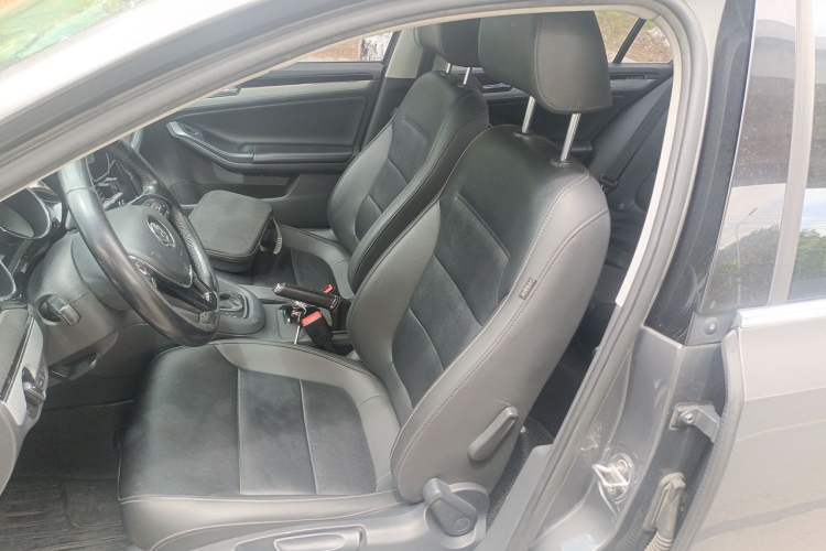 Used Volkswagen Sagitar 2017 1.6L Automatic Comfort Model Left Front Seat