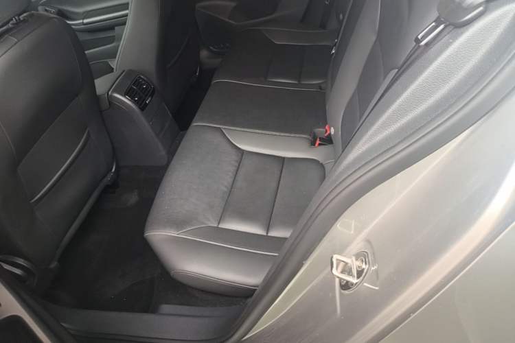 Used Volkswagen Sagitar 2017 230TSI Automatic Comfort Version Left Rear Seat