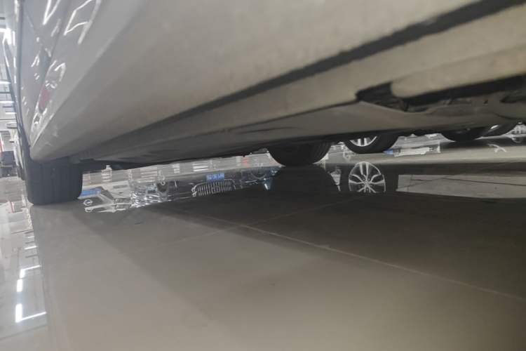 Used Volkswagen Sagitar 2017 1.6L Automatic Comfort Model Left Side Sill