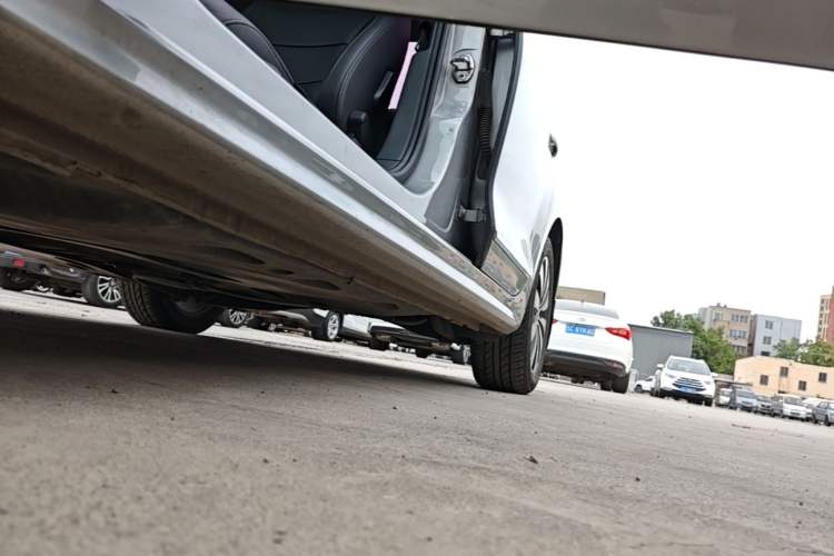 Used Volkswagen Sagitar 2017 1.6L Automatic Comfort Model Left Side Sill