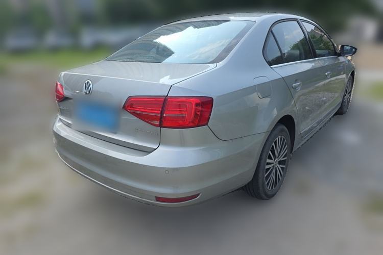 Used Volkswagen Sagitar 2017 230TSI Automatic Luxury Edition Rear Right 45 Deg