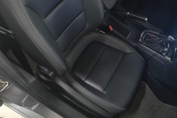 Used Volkswagen Sagitar 2017 1.6L Automatic Comfort Model Right Front Seat
