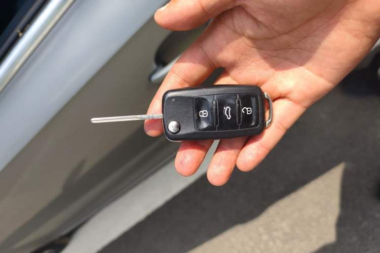 Used Volkswagen Sagitar 2017 1.6L Automatic Comfort Model Vehicle Key