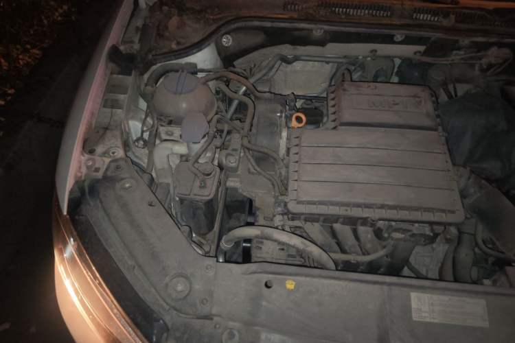 Used Volkswagen Sagitar 2017 1.6L Automatic Comfort Model Engine Bay Right