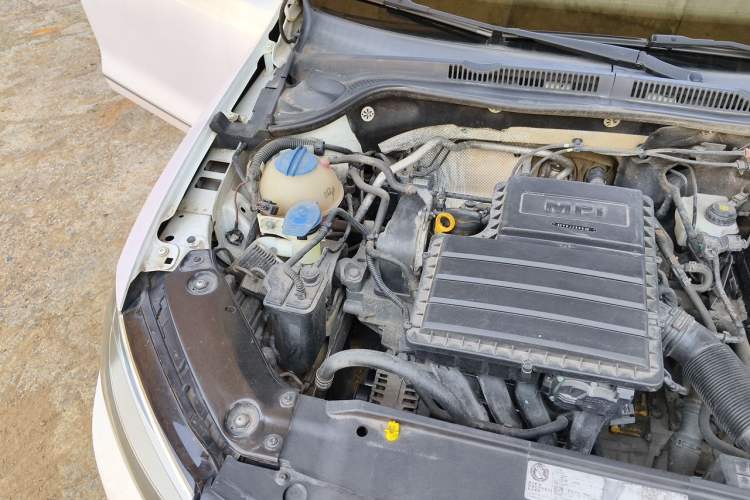 Used Volkswagen Sagitar 2017 1.6L Automatic Comfort Model Engine Bay Right