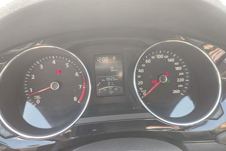 Used Volkswagen Sagitar 2017 1.6L Automatic Comfort Model Instrument Cluster