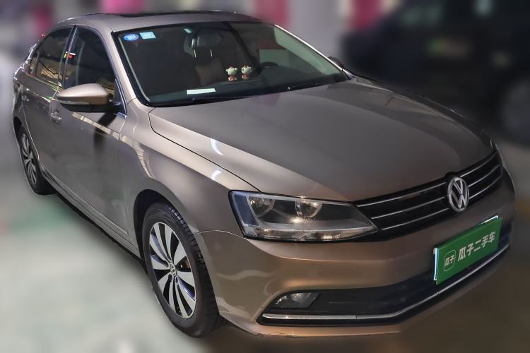 Used Volkswagen Sagitar 2017 1.6L Automatic Comfort Model Front Right 45 Deg