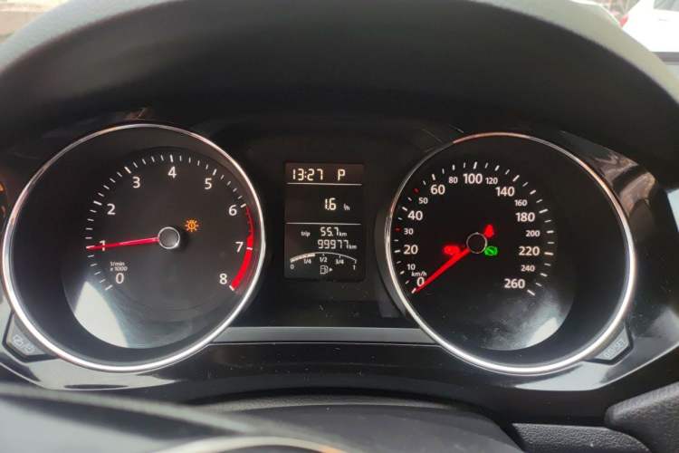 Used Volkswagen Sagitar 2017 1.6L Automatic Comfort Model Instrument Cluster