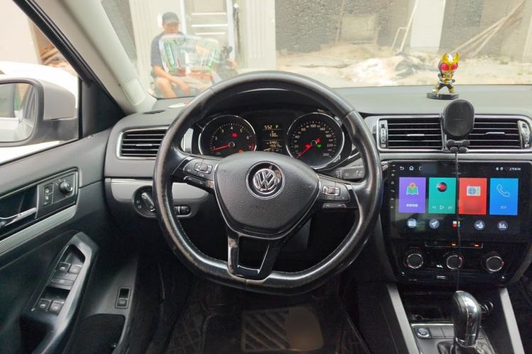 Used Volkswagen Sagitar 2017 1.6L Automatic Comfort Model Steering Wheel