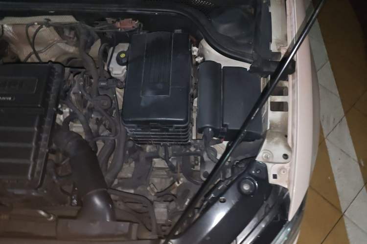 Used Volkswagen Sagitar 2017 1.6L Automatic Comfort Model Engine Bay Left
