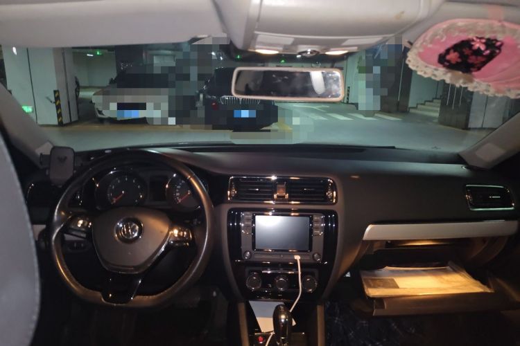 Used Volkswagen Sagitar 2017 1.6L Automatic Comfort Model Headliner
