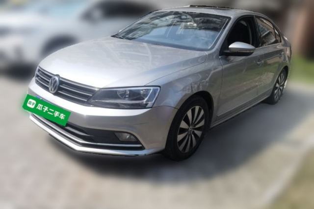 Used Volkswagen Sagitar 2017 180TSI Automatic Luxury Edition