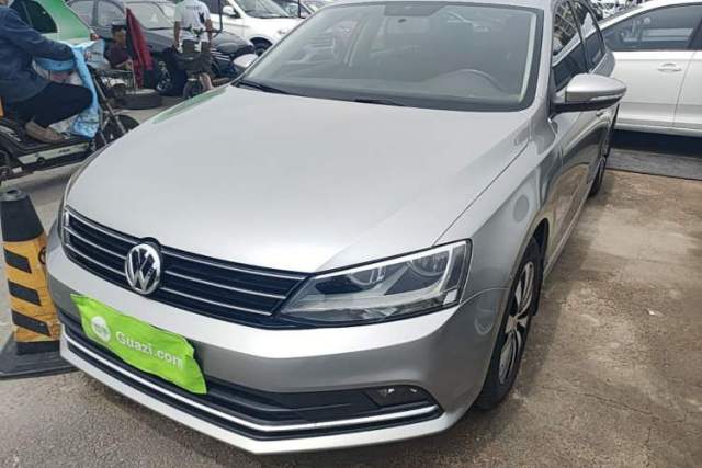 Used Volkswagen Sagitar 2017 230TSI Automatic Comfort Version