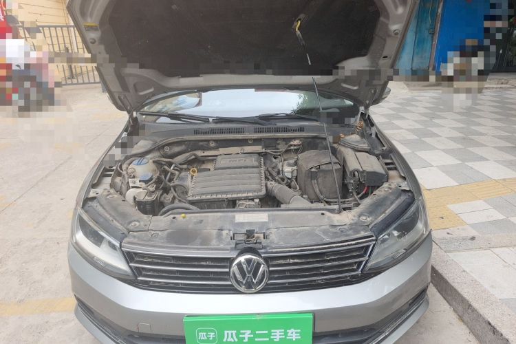 Used Volkswagen Sagitar 2017 1.6L Manual Comfort Model Engine Bay