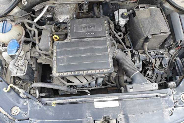 Used Volkswagen Sagitar 2017 1.6L Manual Comfort Model Engine Bay