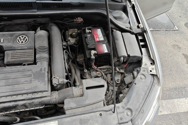 Used Volkswagen Sagitar 2017 230TSI Automatic Comfort Version Engine Bay Left