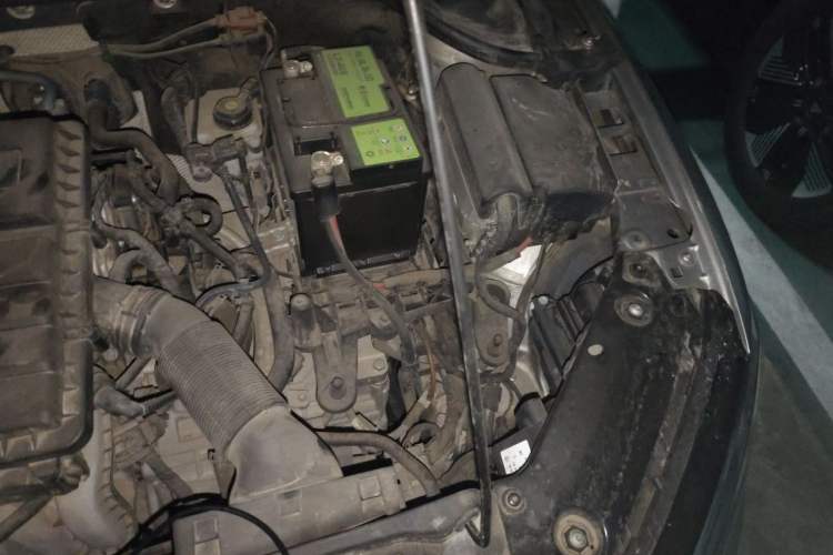 Used Volkswagen Sagitar 2017 1.6L Automatic Comfort Model Engine Bay Left