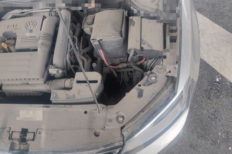 Used Volkswagen Sagitar 2017 230TSI Manual Comfort Model Engine Bay Left