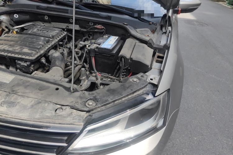 Used Volkswagen Sagitar 2017 1.6L Automatic Comfort Model Engine Bay Left