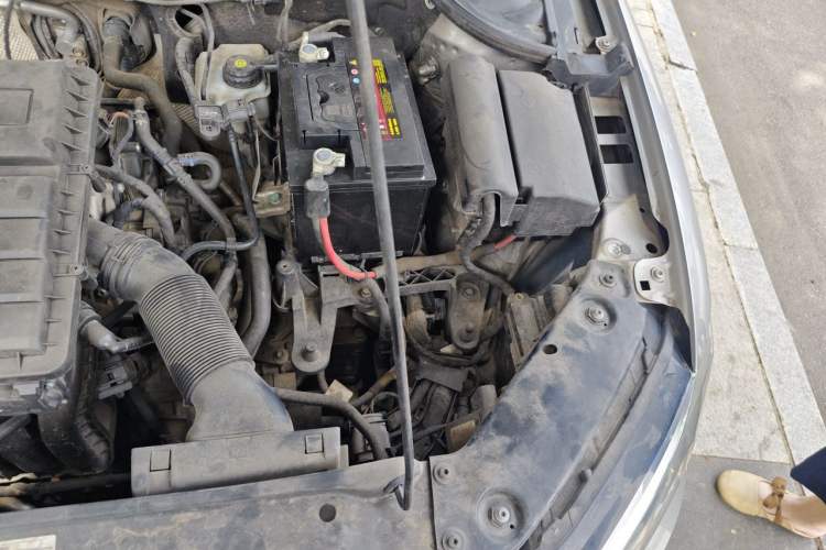 Used Volkswagen Sagitar 2017 1.6L Automatic Comfort Model Engine Bay Left