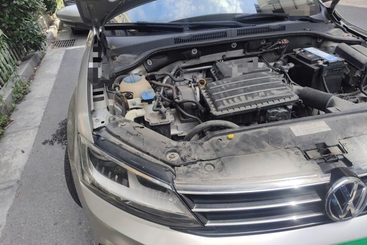 Used Volkswagen Sagitar 2017 1.6L Automatic Comfort Model Engine Bay Right